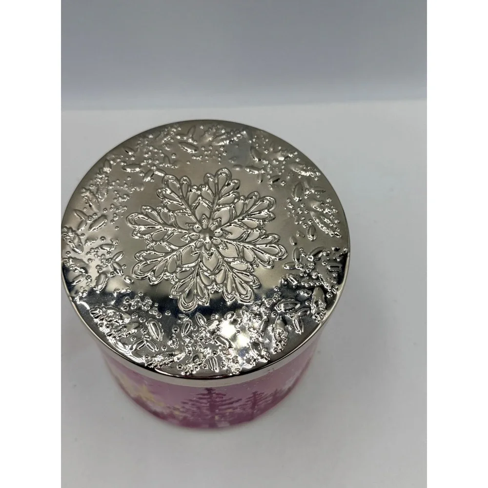 Bath & Body Works Candle 14.5oz Pink Like New Strawberry Snowflakes 3 Wick